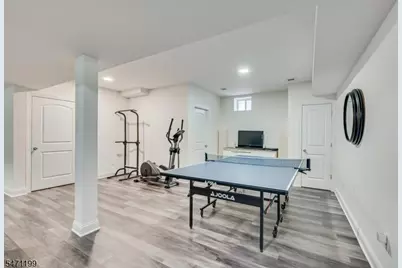 37 Wildwood Ave, Woodbridge Township, NJ 08863 - Photo 43
