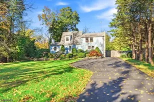 32 Vermont Ave, Franklin Township, NJ 08823 - Photo 1