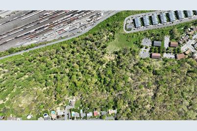 South Jerome, Allentown City, PA 18109 - Photo 1