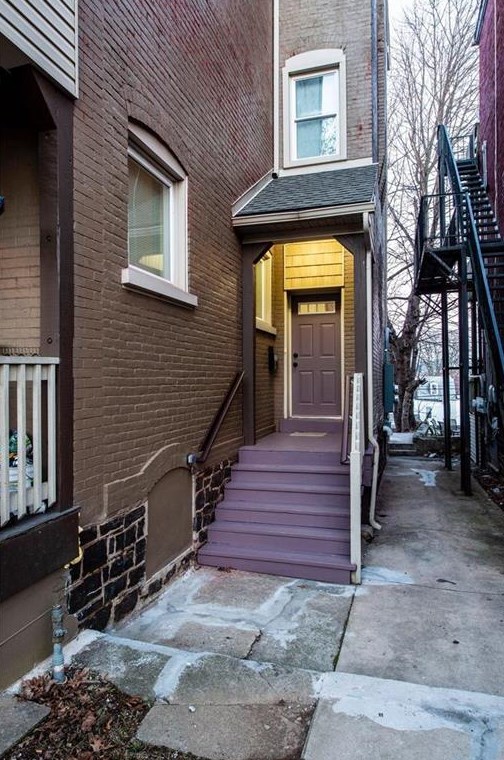 219 4th St, Allentown PA  18102-3006 exterior