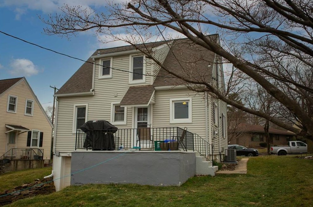2018 Jennings St, Bethlehem PA  18017-4820 exterior