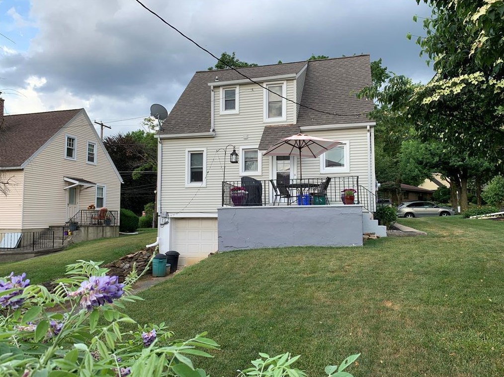 2018 Jennings St, Bethlehem PA  18017-4820 exterior