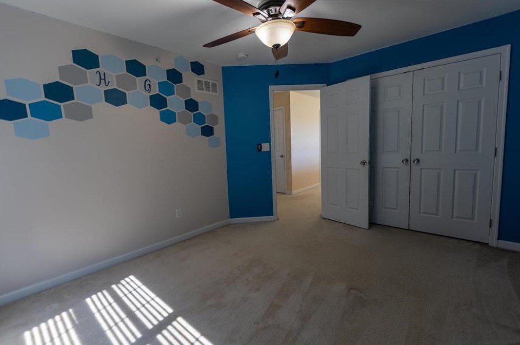 5123 Dogwood Trl, Allentown PA  18104-8209 exterior