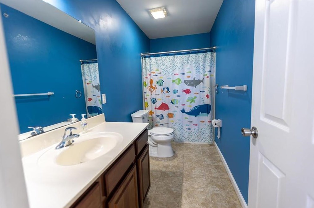 5123 Dogwood Trl, Allentown PA  18104-8209 exterior