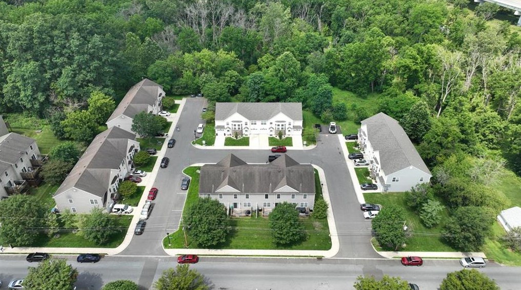 1720 Mertwood St, Bethlehem PA  18015-9434 exterior