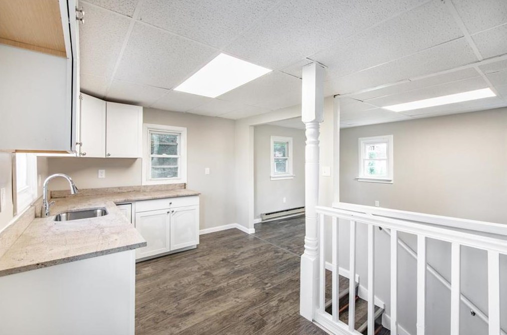 1240 Pembroke Rd, Bethlehem PA  18017-7028 exterior