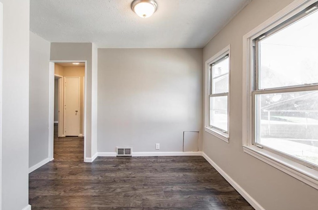 1240 Pembroke Rd, Bethlehem PA  18017-7028 exterior