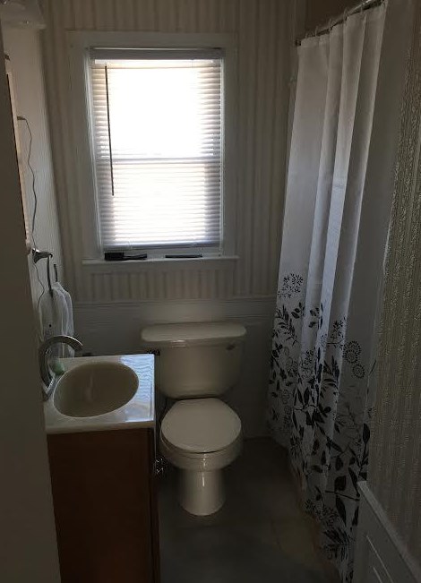1552 Greenview Dr, Bethlehem PA  18018-1727 exterior