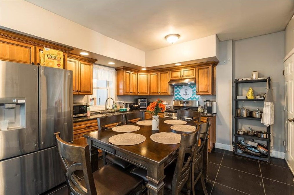 961 Broadway, Bethlehem PA  18015-2619 exterior