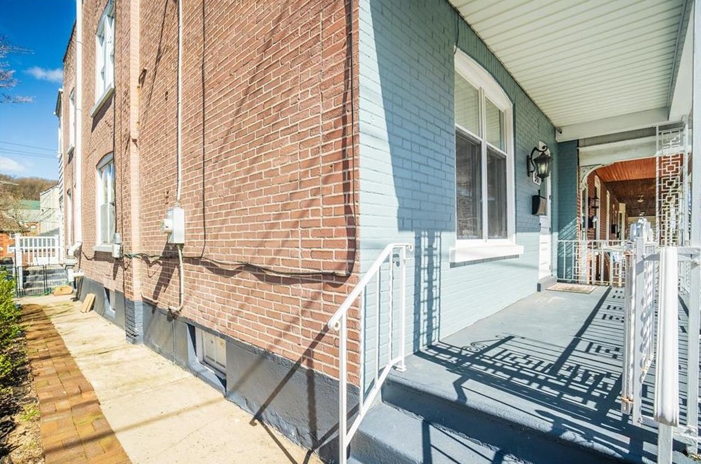 961 Broadway, Bethlehem PA  18015-2619 exterior