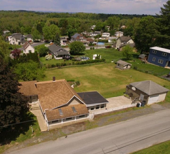 2093 Saucon Ave, Lower Saucon Township, PA 18015 MLS 667871