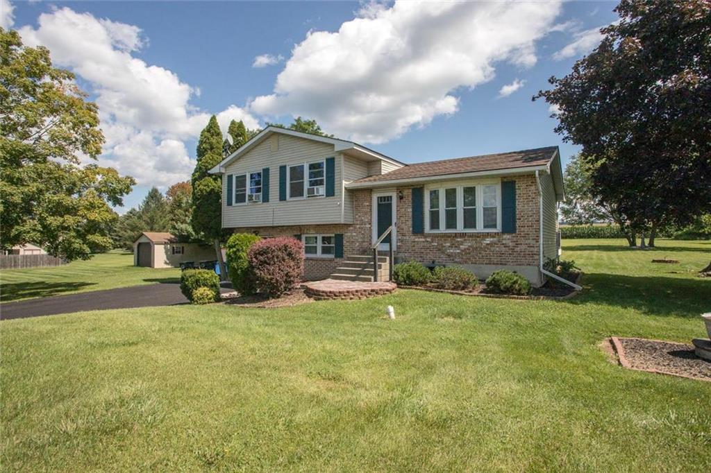 4843 Maple St, Lower Mt Bethel Twp, PA 18013 - MLS 674429 - Coldwell Banker