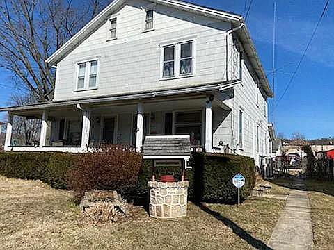 313 Canal St, Walnutport Borough, PA 18088 - MLS 711278 - Coldwell Banker