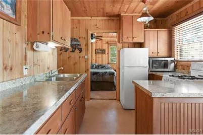 158 Ice Box Lane, Big Bear Lake, CA 92315 - Photo 5