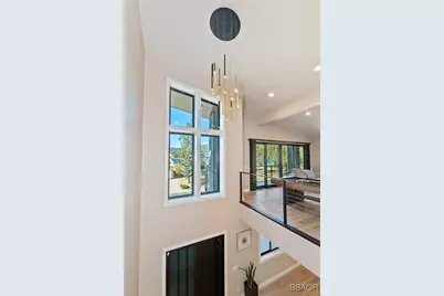 361 Meadow Circle N, Big Bear Lake, CA 92315 - Photo 11