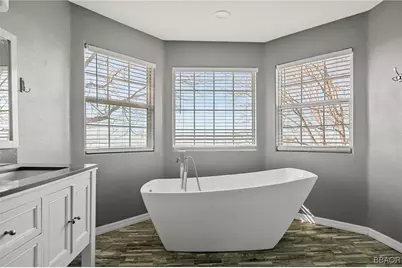 30172 Enchanted Way, Running Springs, CA 92382 - Photo 31