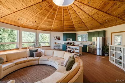 721 Chillon Drive, Lake Arrowhead, CA 92325 - Photo 1