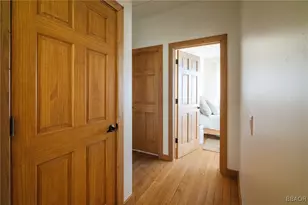 721 Chillon Dr, Lake Arrowhead, CA 92325 - Photo 15