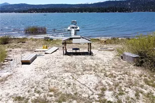 38634 N Shore Dr, Fawnskin, CA 92333 - Photo 33