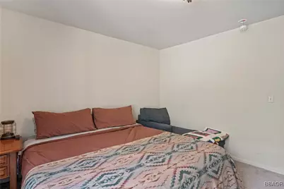 29278 Pine Drive, Lake Arrowhead, CA 92321 - Photo 19