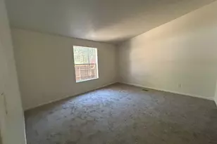 443 Holmes Ln, Sugarloaf, CA 92386 - Photo 7