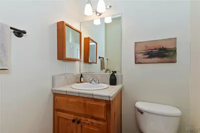 28589 Shenandoah Drive, Lake Arrowhead, CA 92352 - Photo 11