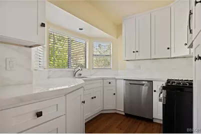 32296 Fern Drive, Running Springs, CA 92382 - Photo 11