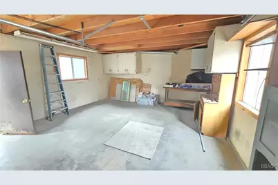 317 Spruce Lane, Sugarloaf, CA 92386 - Photo 41