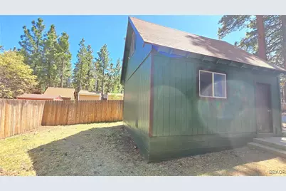 317 Spruce Lane, Sugarloaf, CA 92386 - Photo 35