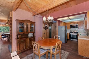 33533 Holcomb Creek Dr, Green Valley Lake, CA 92341 - Photo 9