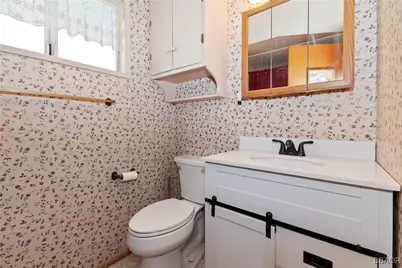 33533 Holcomb Creek Drive, Green Valley Lake, CA 92341 - Photo 21