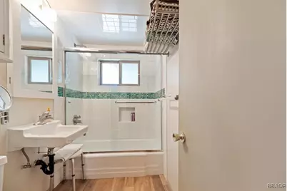 732 Tulip Drive, Green Valley Lake, CA 92341 - Photo 19