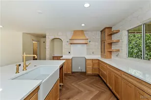 228 E Country Club Blvd, Big Bear City, CA 92314 - Photo 11