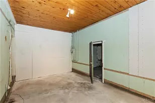 228 E Country Club Blvd, Big Bear City, CA 92314 - Photo 29