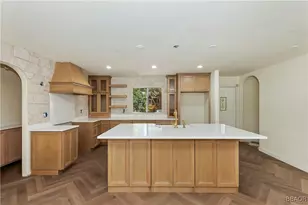 228 E Country Club Blvd, Big Bear City, CA 92314 - Photo 9