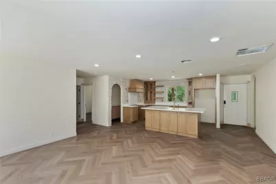 228 E Country Club Boulevard, Big Bear City, CA 92314 - Photo 5
