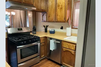 42592 Cedar Avenue, Big Bear Lake, CA 92315 - Photo 7