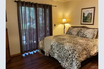 42592 Cedar Avenue, Big Bear Lake, CA 92315 - Photo 13