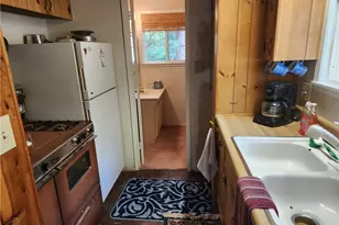 2481 Spruce Dr, Arrowbear, CA 92382 - Photo 5