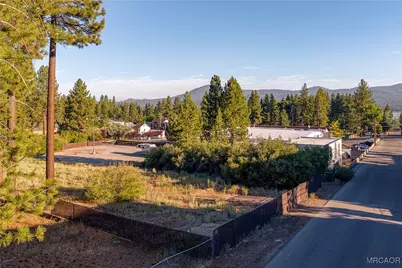 745 Stocker Road, Big Bear Lake, CA 92315 - Photo 15