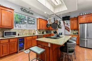 27312 Little Bear Rd, Lake Arrowhead, CA 92352 - Photo 21