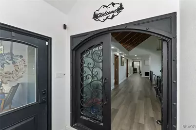 30461 Live Oak Drive, Crestline, CA 92382 - Photo 7