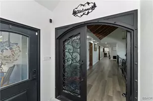 30461 Live Oak Dr, Crestline, CA 92382 - Photo 7