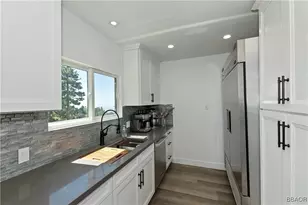 30461 Live Oak Dr, Crestline, CA 92382 - Photo 23