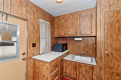 391 Montclair Drive #3, Big Bear City, CA 92314 - Photo 31