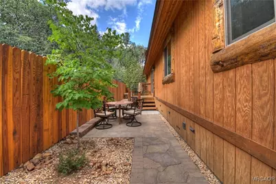 365 Santa Barbara Avenue, Sugarloaf, CA 92386 - Photo 31