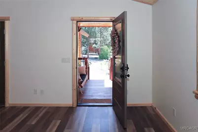 365 Santa Barbara Avenue, Sugarloaf, CA 92386 - Photo 35