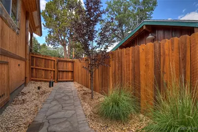 365 Santa Barbara Avenue, Sugarloaf, CA 92386 - Photo 39