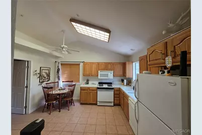 26478 Thunderbird Drive, Lake Arrowhead, CA 92352 - Photo 15