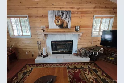 26478 Thunderbird Drive, Lake Arrowhead, CA 92352 - Photo 11